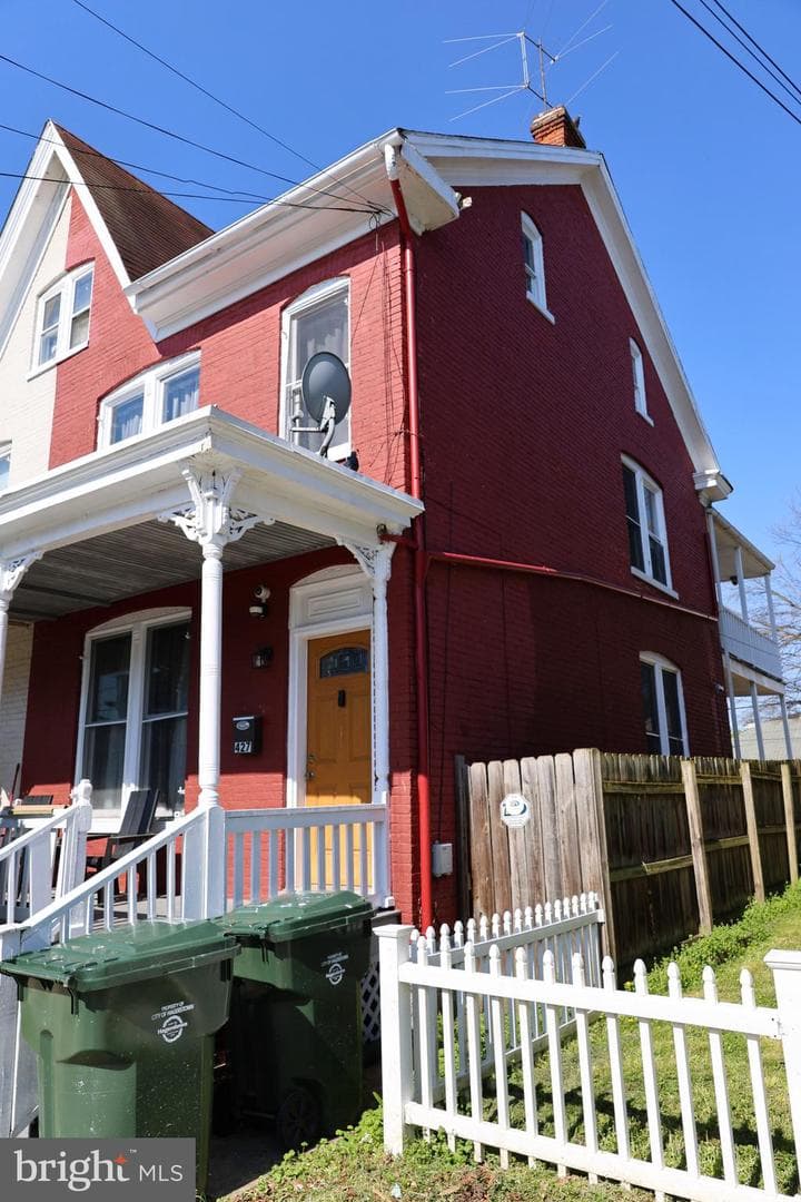 427 N Mulberry Street photo 4