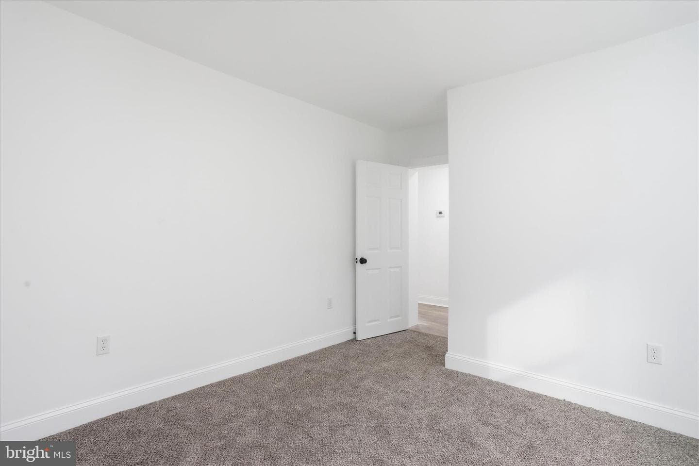 21641 Ridenour Road photo 13