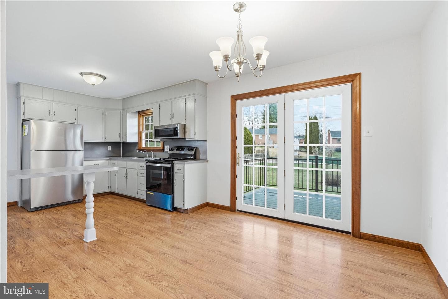 18360 Woodside Drive photo 10