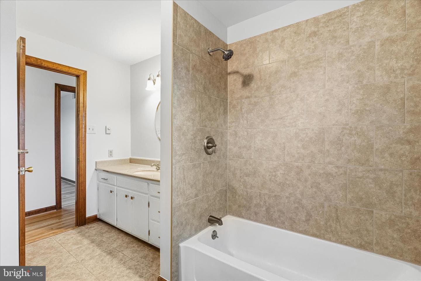 18360 Woodside Drive photo 23