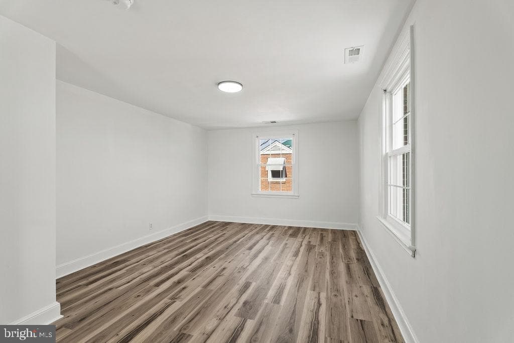 832 Maryland Avenue photo 30