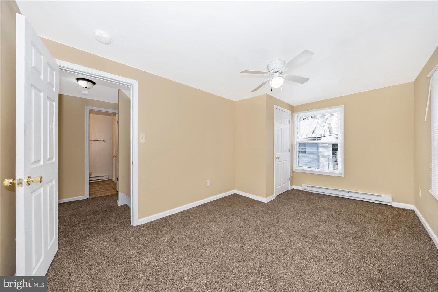 225 Alexander Street photo 24