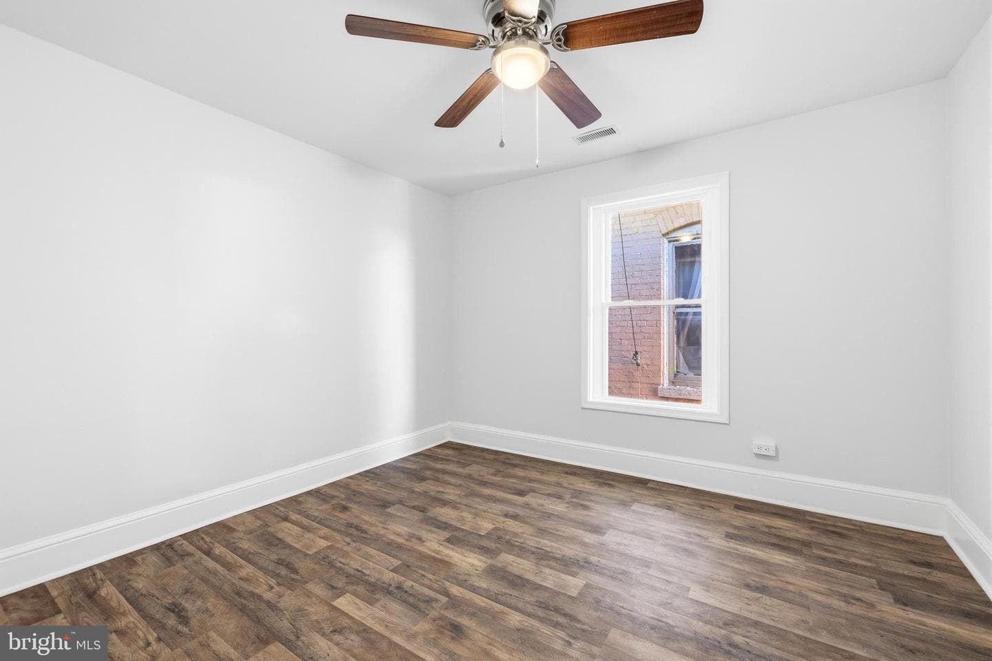 945 W Washington Street photo 14