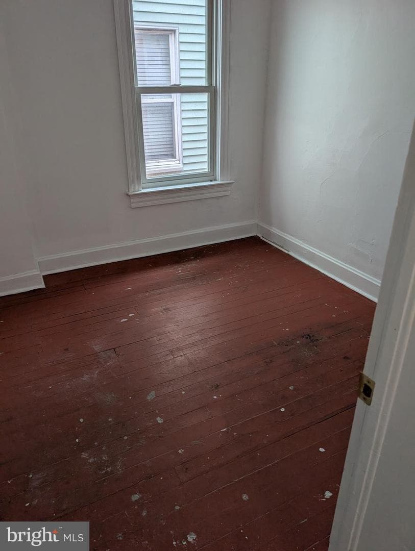 33 Westside Avenue photo 20