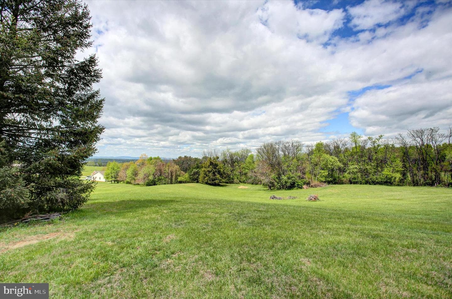 8001 Mapleville Road photo 11