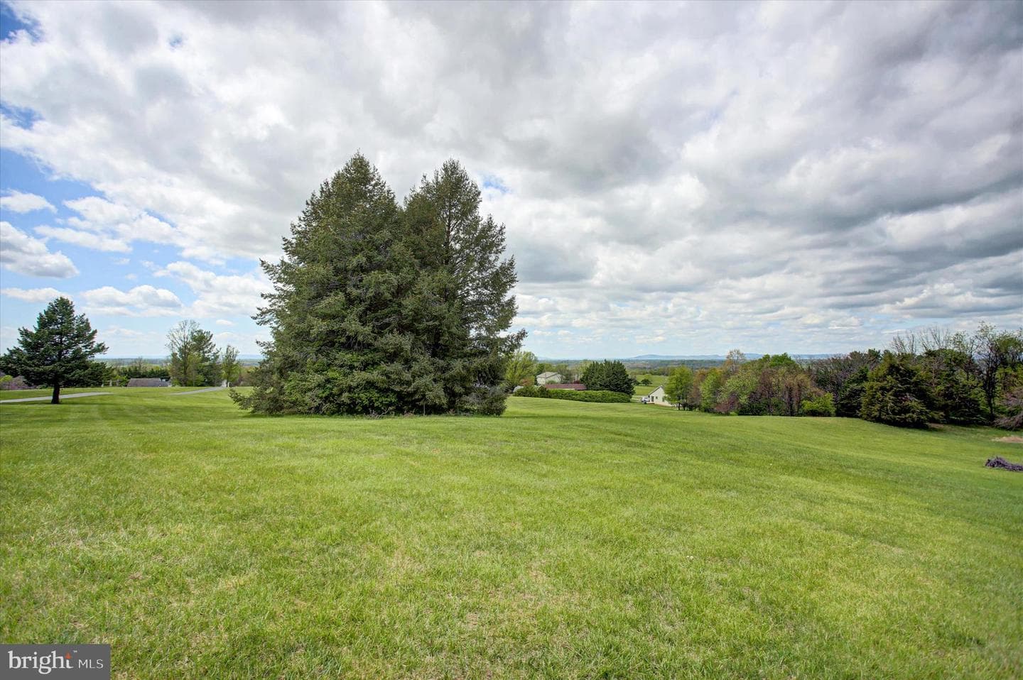 8001 Mapleville Road photo 13