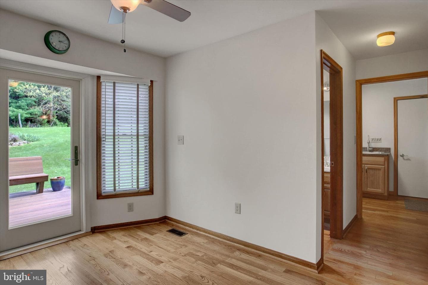 8001 Mapleville Road photo 33