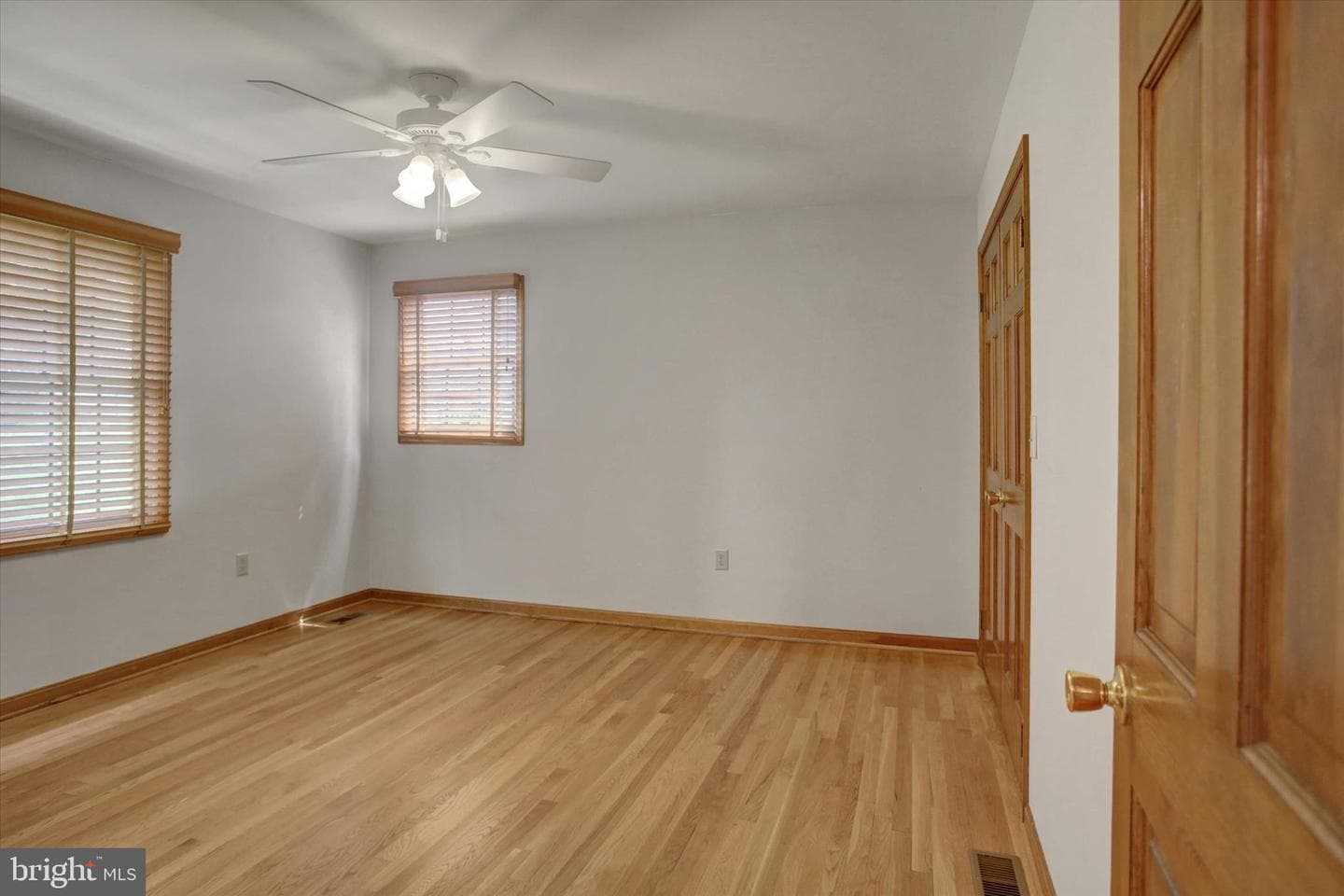 8001 Mapleville Road photo 42