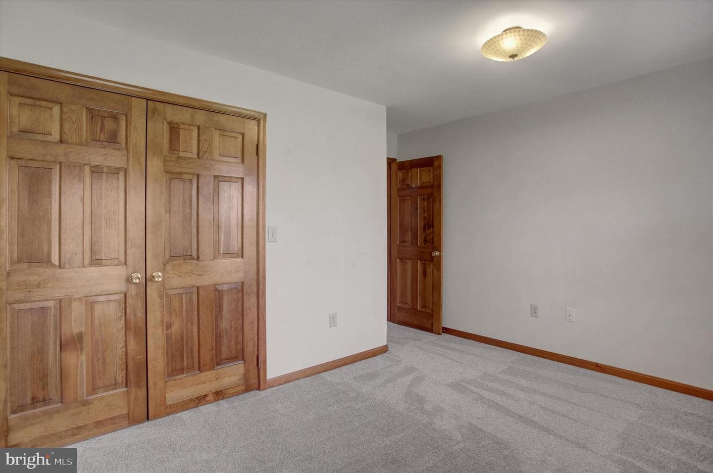 8001 Mapleville Road photo 46
