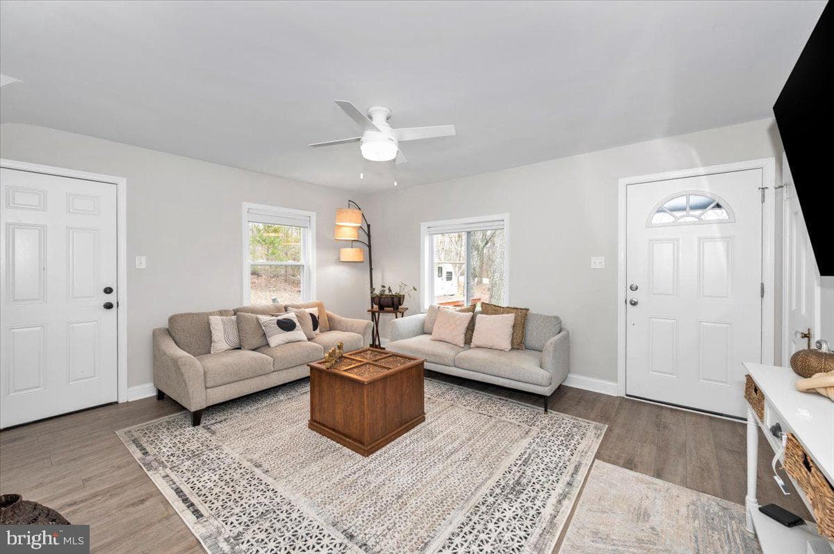 8807 Crystal Falls Drive photo 11