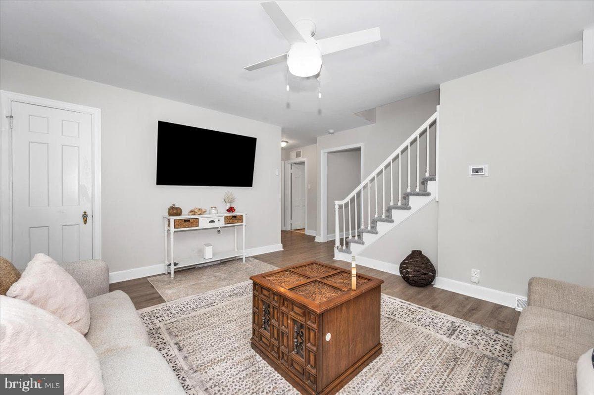 8807 Crystal Falls Drive photo 13