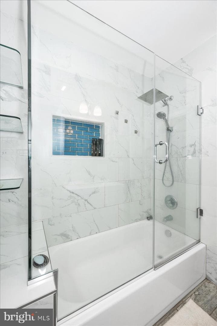 8807 Crystal Falls Drive photo 17