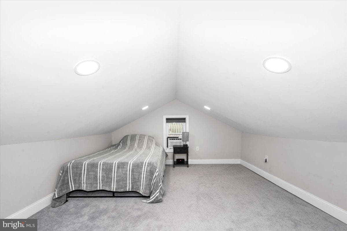 8807 Crystal Falls Drive photo 18