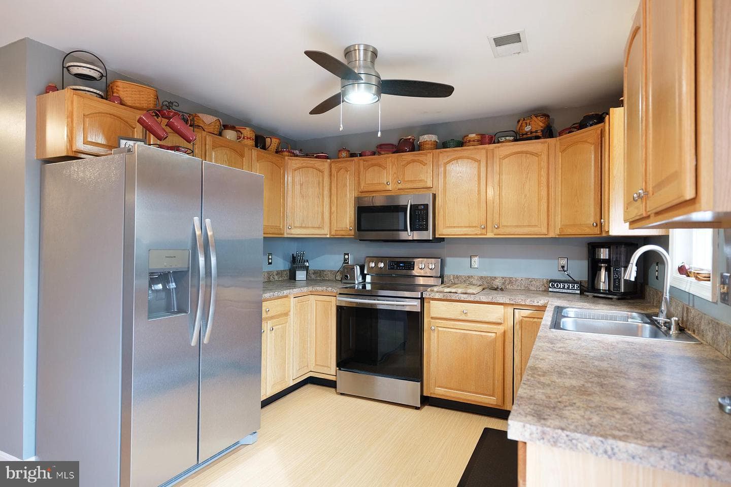 16903 Cavalry Drive photo 11