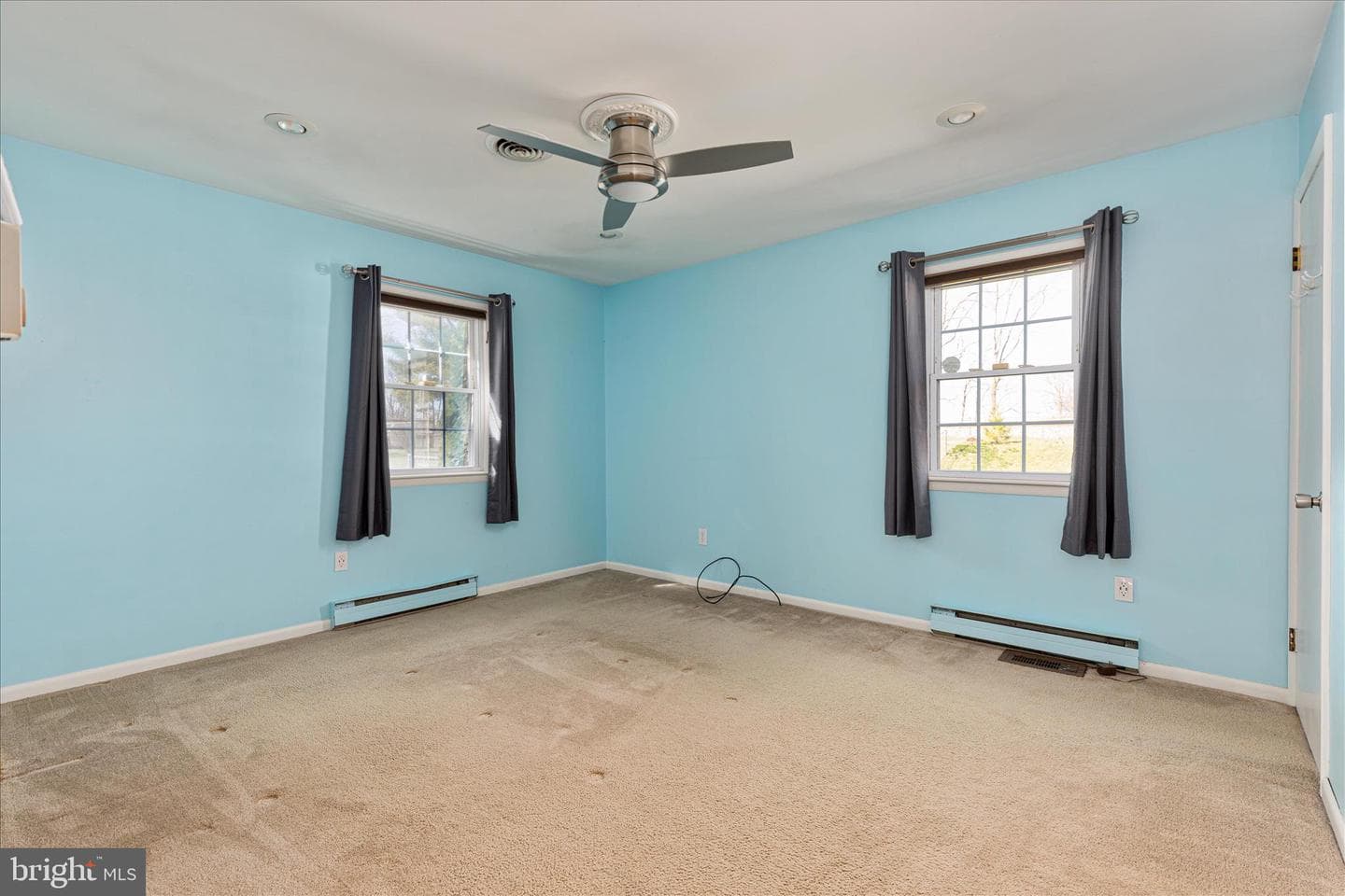 22120 Holiday Drive photo 13
