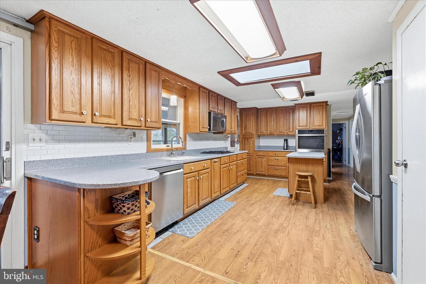 18711 Burnside Bridge Road photo 18