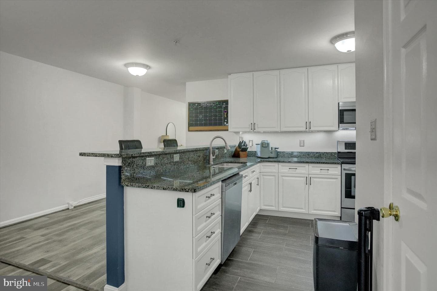 7 Eckstine Court photo 15