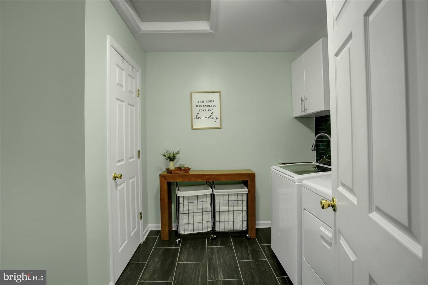 7 Eckstine Court photo 24
