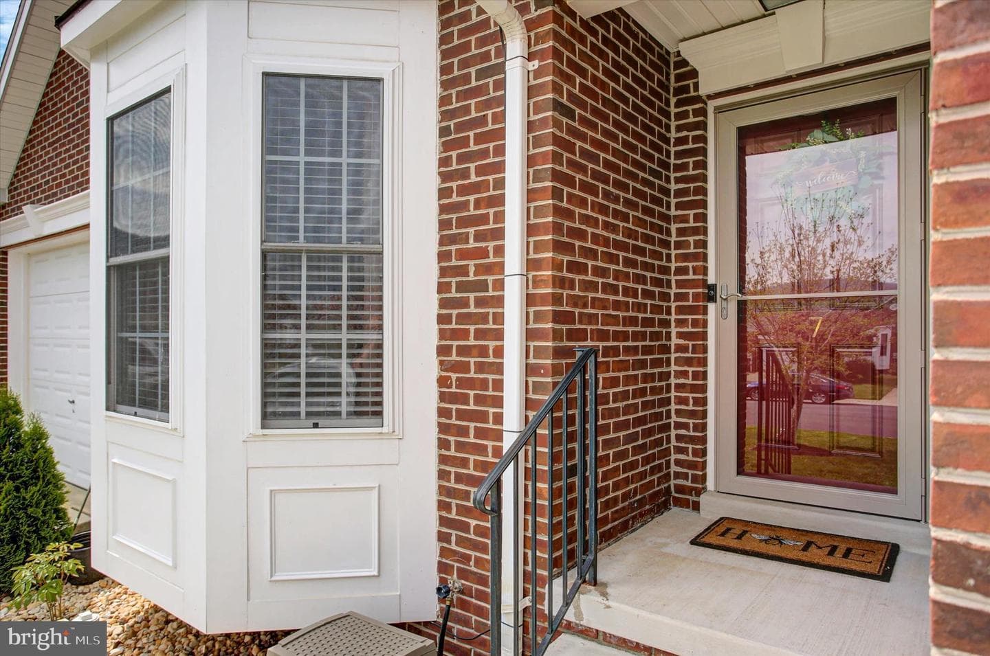 7 Eckstine Court photo 4
