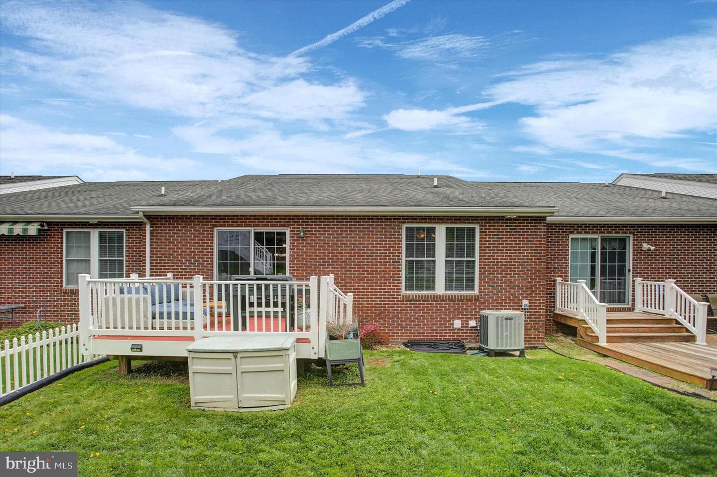 7 Eckstine Court photo 41