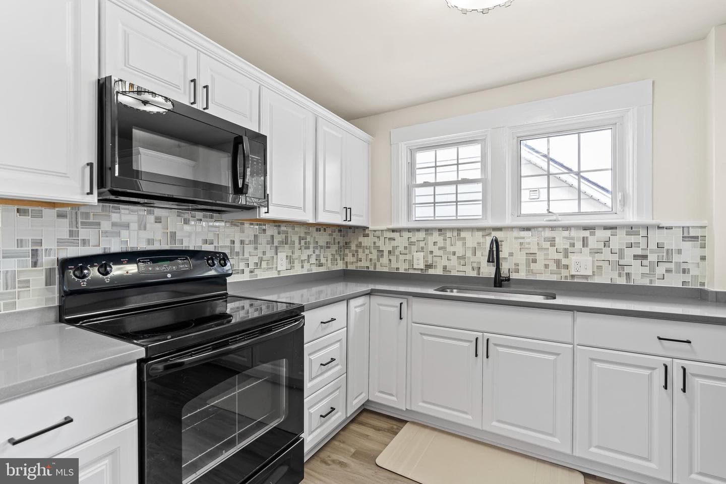 440 Liberty Street photo 14