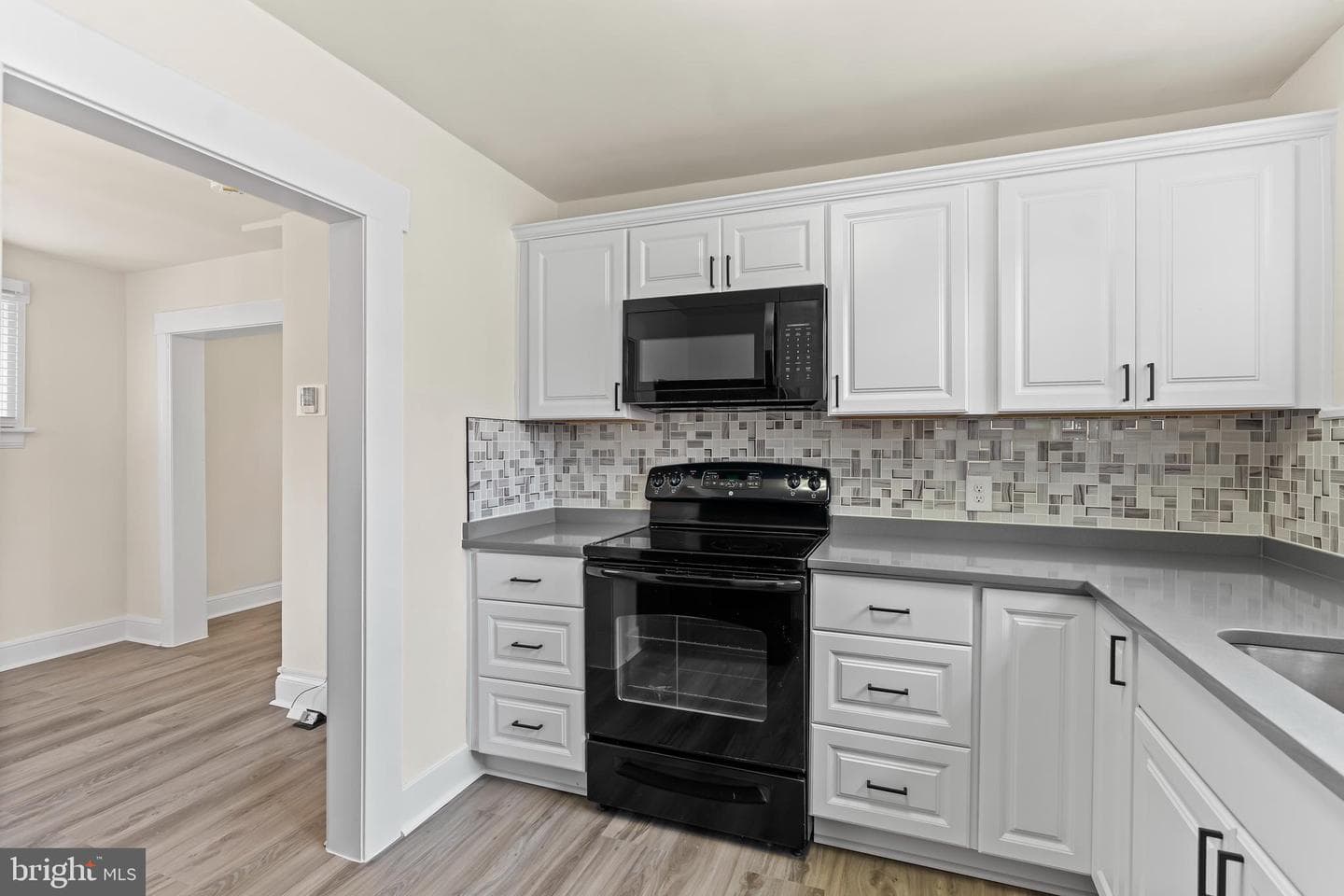 440 Liberty Street photo 15