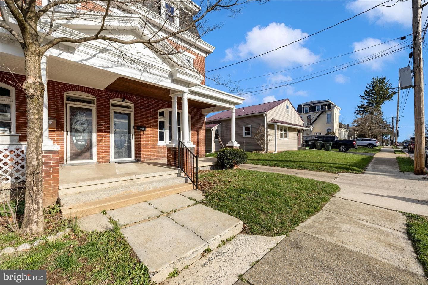 519 Summit Avenue photo 41