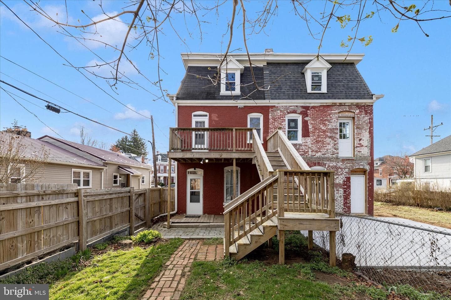 519 Summit Avenue photo 44
