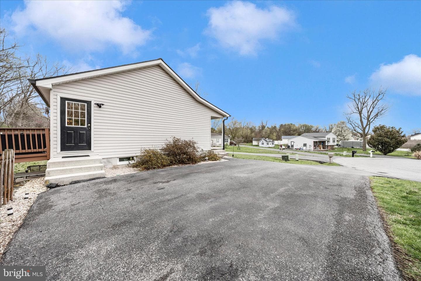 17006 Newcastle Court photo 36