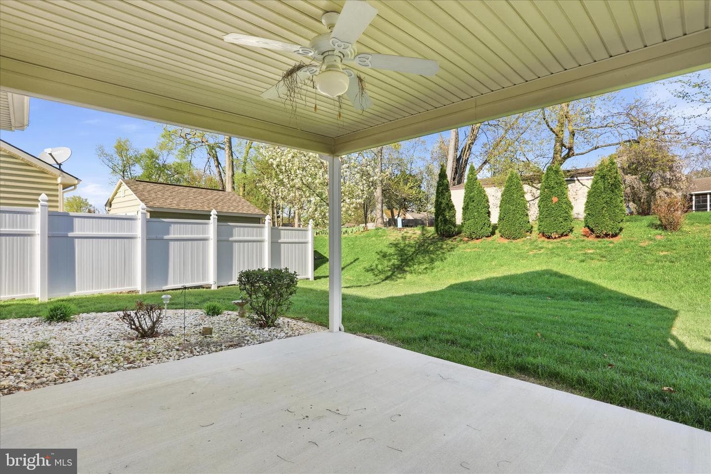 9723 Cobble Stone Court photo 34