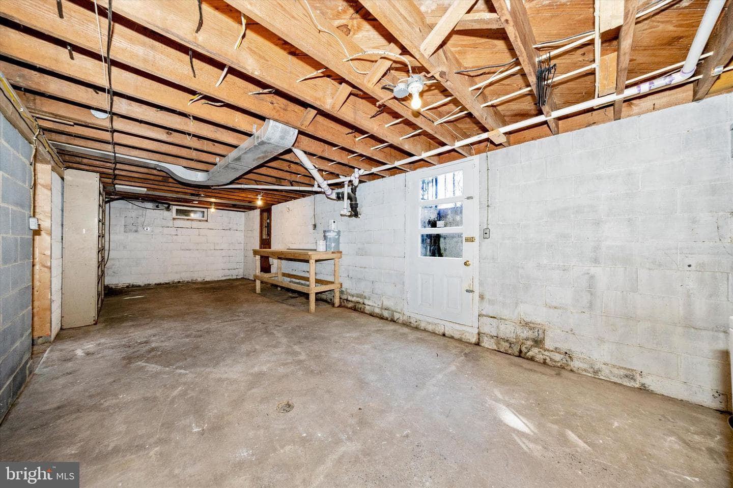 1001 Jefferson Boulevard photo 42