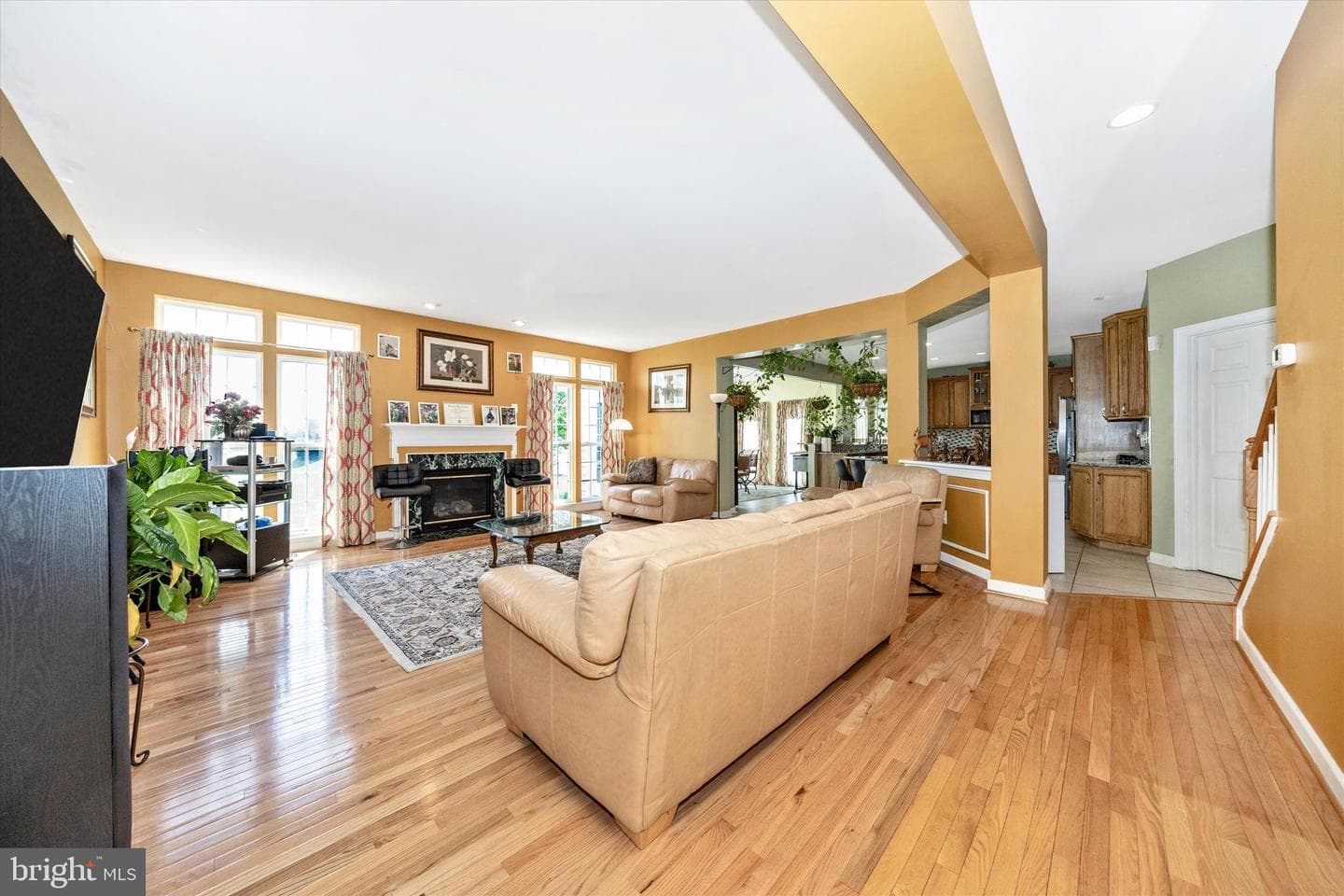 18307 Misty Acres Drive photo 12