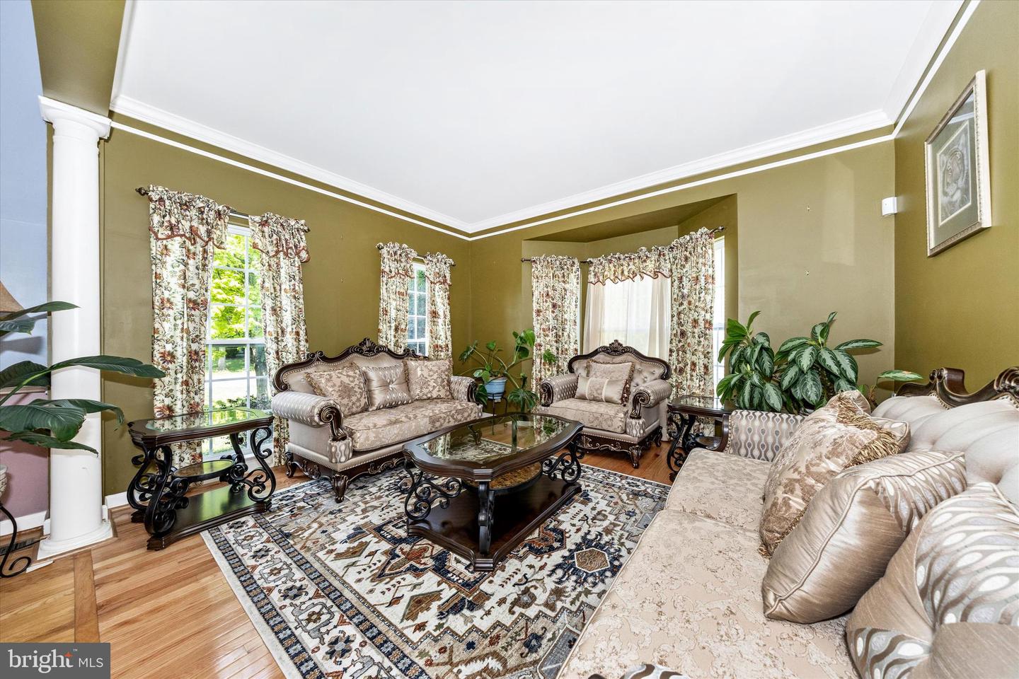 18307 Misty Acres Drive photo 4