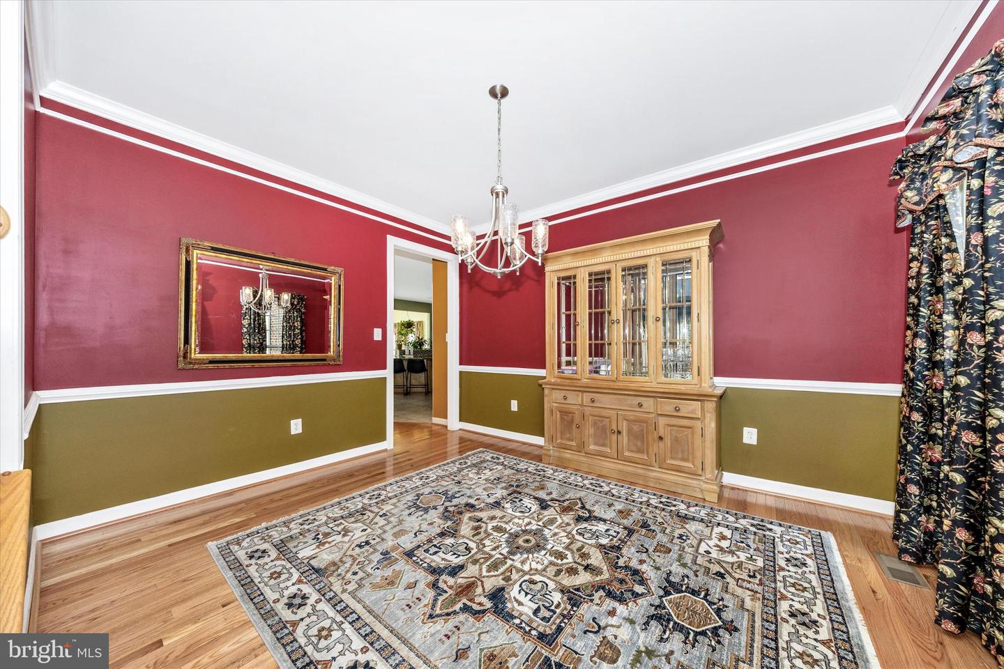 18307 Misty Acres Drive photo 5