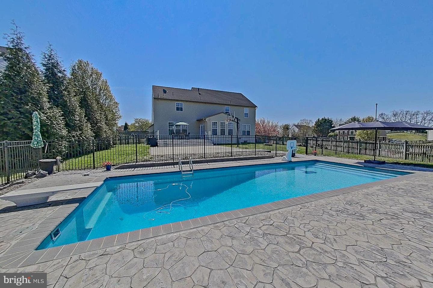 809 Brookridge Drive photo 40