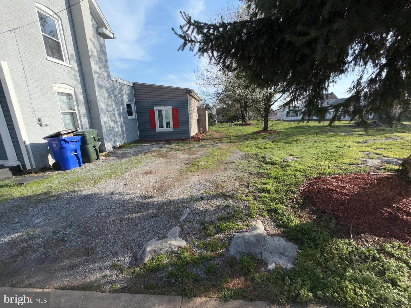 351 Liberty Street photo 19