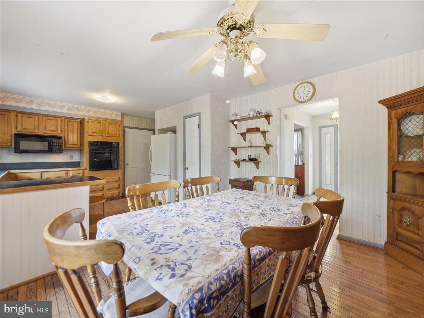 8 Taylor Drive photo 16