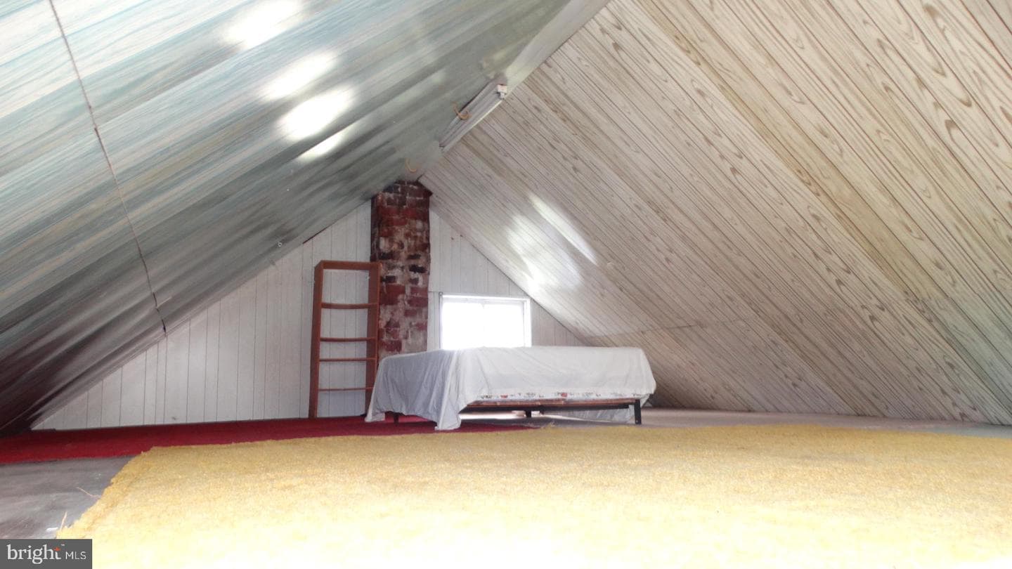 22209 Pondsville Road photo 37