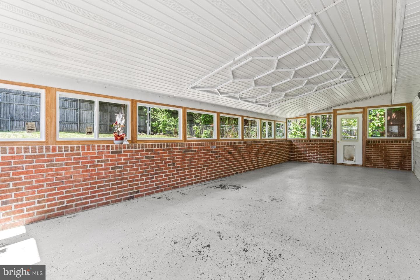 13810 Weber photo 19