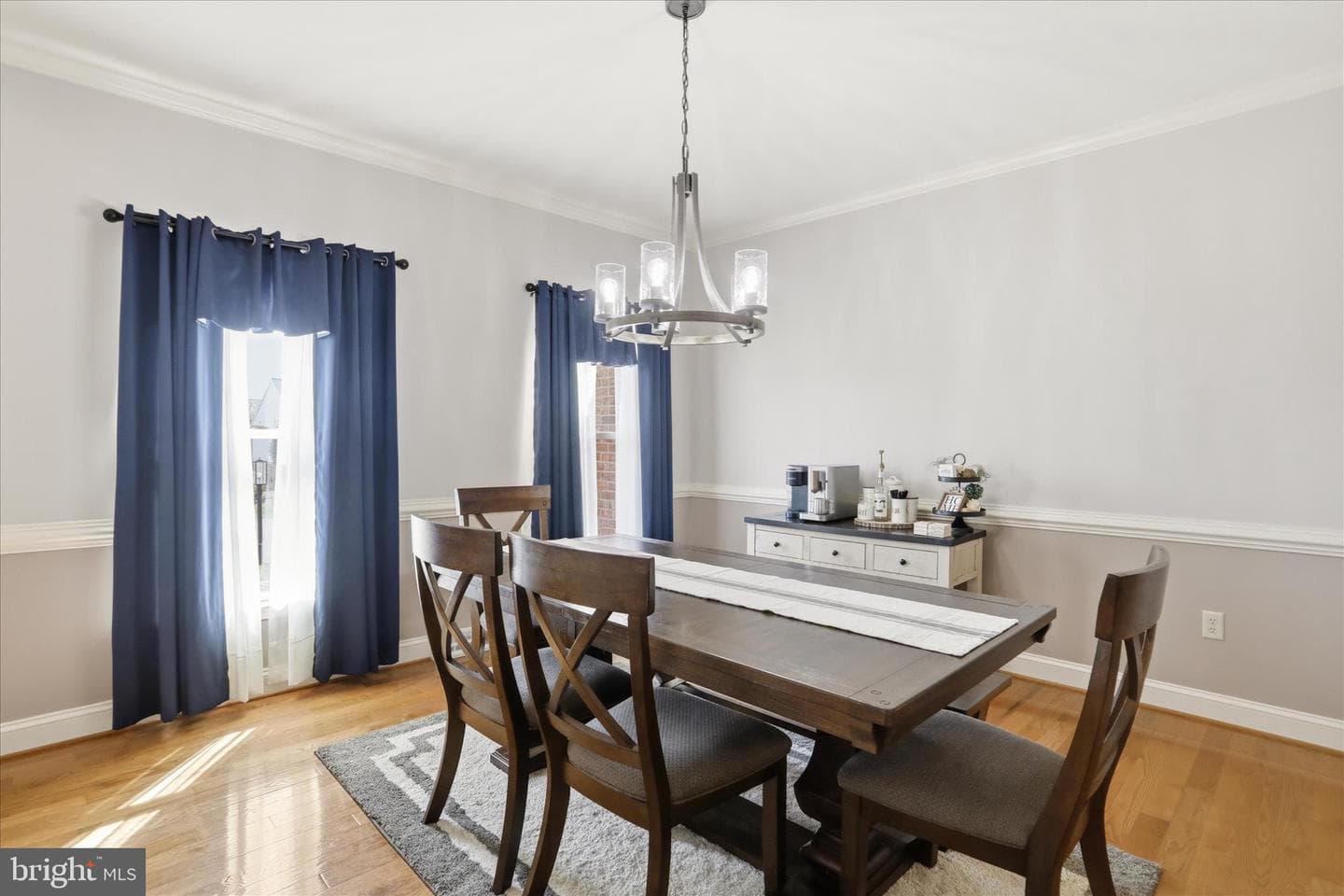 220 Montclair Court photo 8