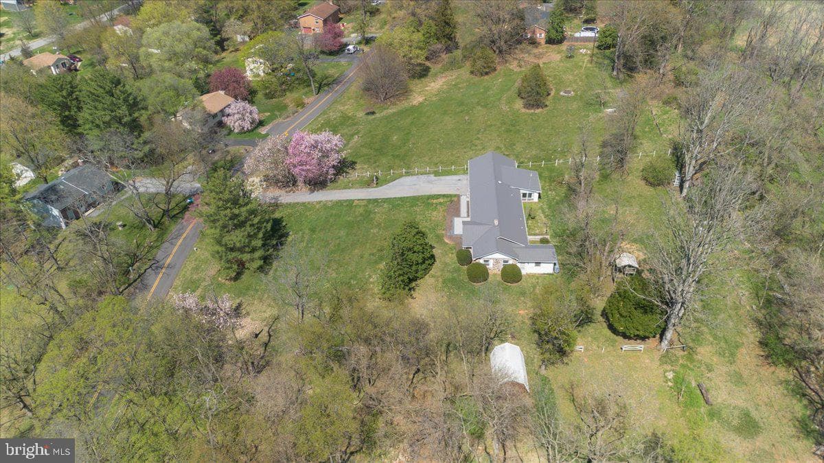 20007 Landis Rd photo 46