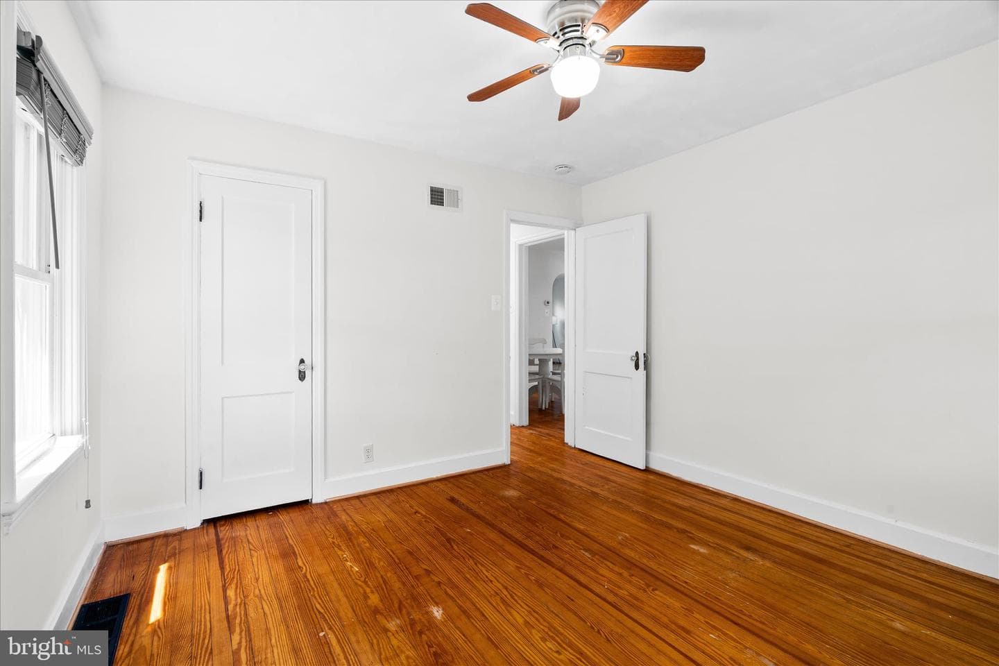 402 Guilford Avenue photo 53