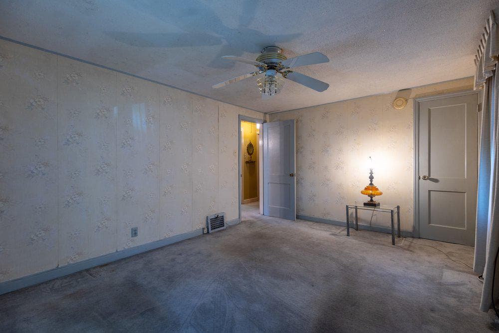 1120 Fairview Road photo 9