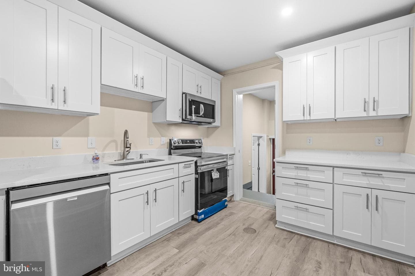 11901 Sun Valley Drive photo 10