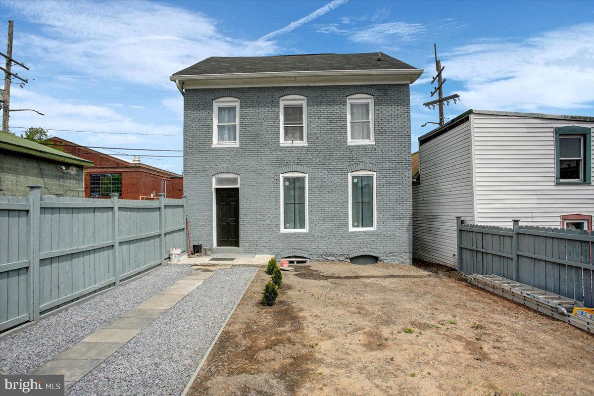 131 W Church Street photo 22