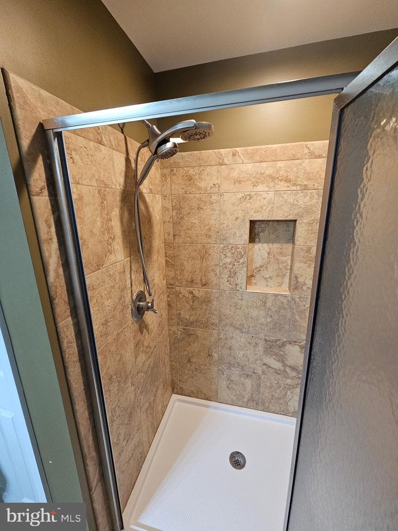 12845 Independence Road photo 17