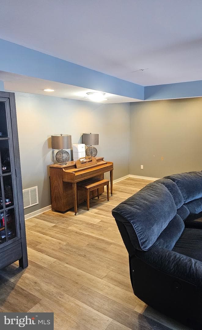 12845 Independence Road photo 19