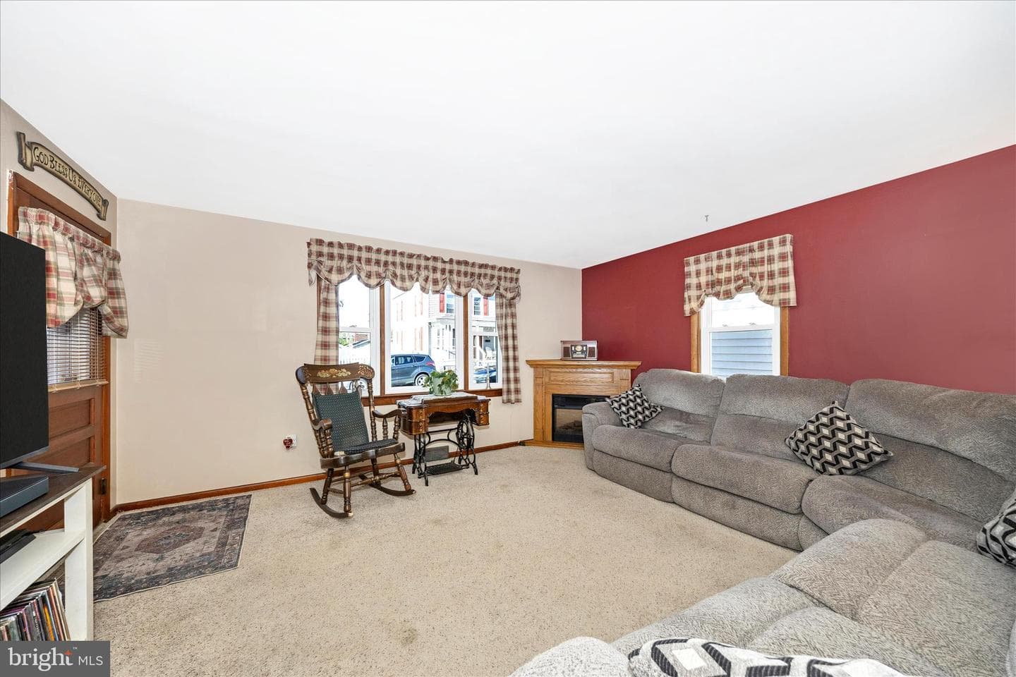 3 E Chestnut Street photo 8