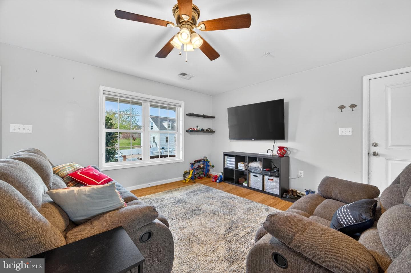 105 N Potomac Street photo 4