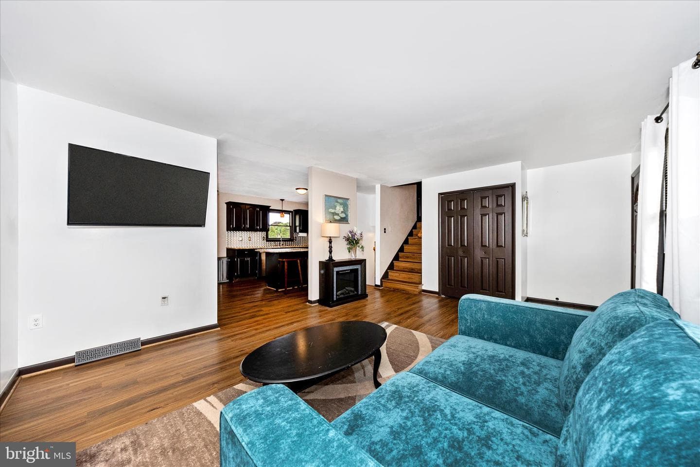 21 Carriage Hill Drive photo 6